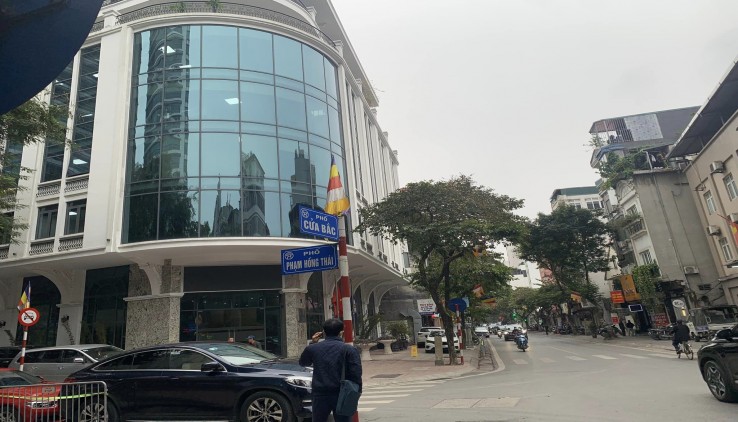 Mặt phố cổ, Lô góc, kinh doanh, Bán nhà Phố Cửa Bắc, 308m2, mặt tiền 10m, 100 tỷ